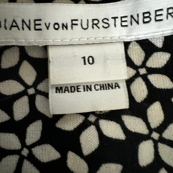 Chic & Effortless! Diane Von Furstenberg Reina Dress in Black & White Pr… - Picture 6 of 13